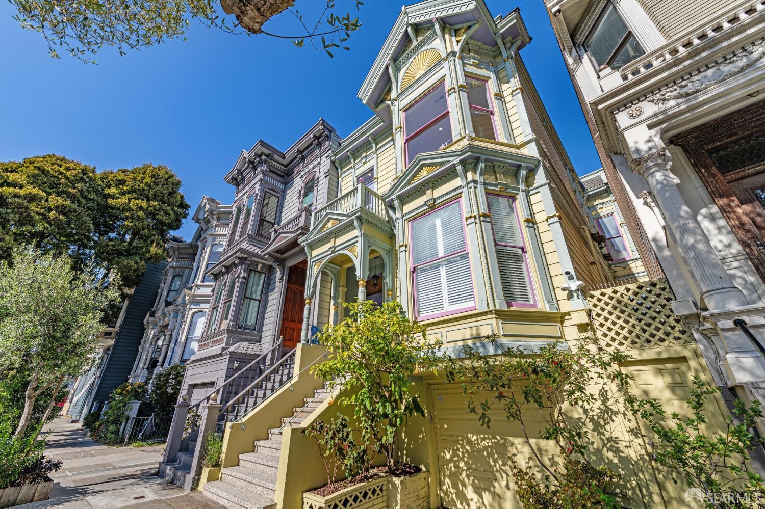Detail Gallery Image 1 of 44 For 338 Scott St, San Francisco,  CA 94117 - 3 Beds | 2 Baths