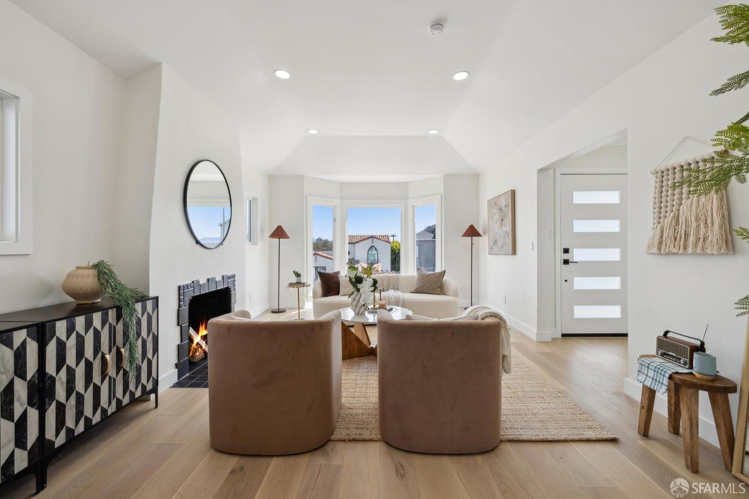 Detail Gallery Image 13 of 80 For 338 Teresita Blvd, San Francisco,  CA 94127 - 3 Beds | 2/1 Baths