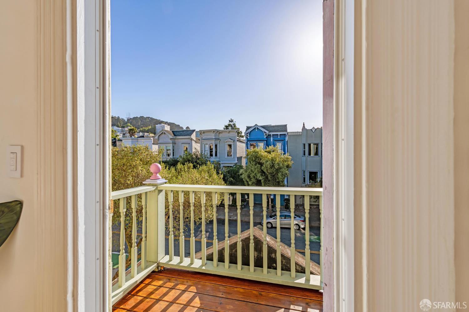 Detail Gallery Image 28 of 44 For 338 Scott St, San Francisco,  CA 94117 - 3 Beds | 2 Baths
