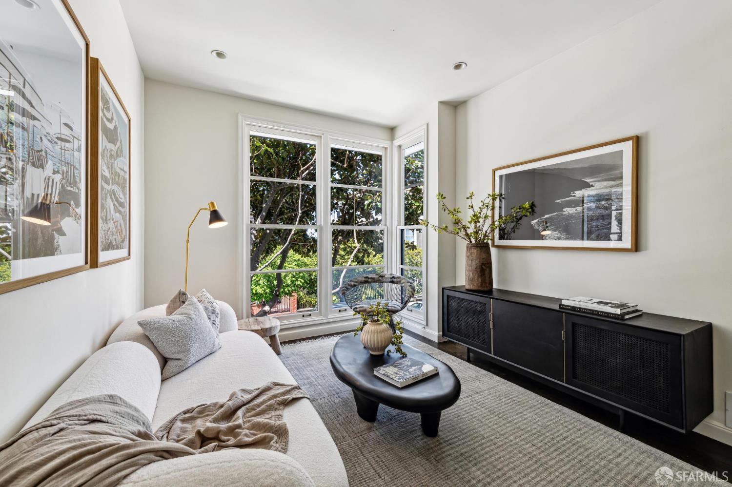 Detail Gallery Image 13 of 35 For 2111 Vallejo St, San Francisco,  CA 94123 - 3 Beds | 2/1 Baths
