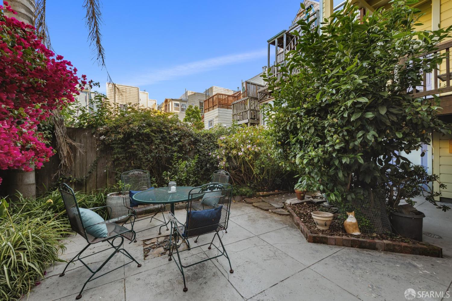 Detail Gallery Image 32 of 44 For 338 Scott St, San Francisco,  CA 94117 - 3 Beds | 2 Baths