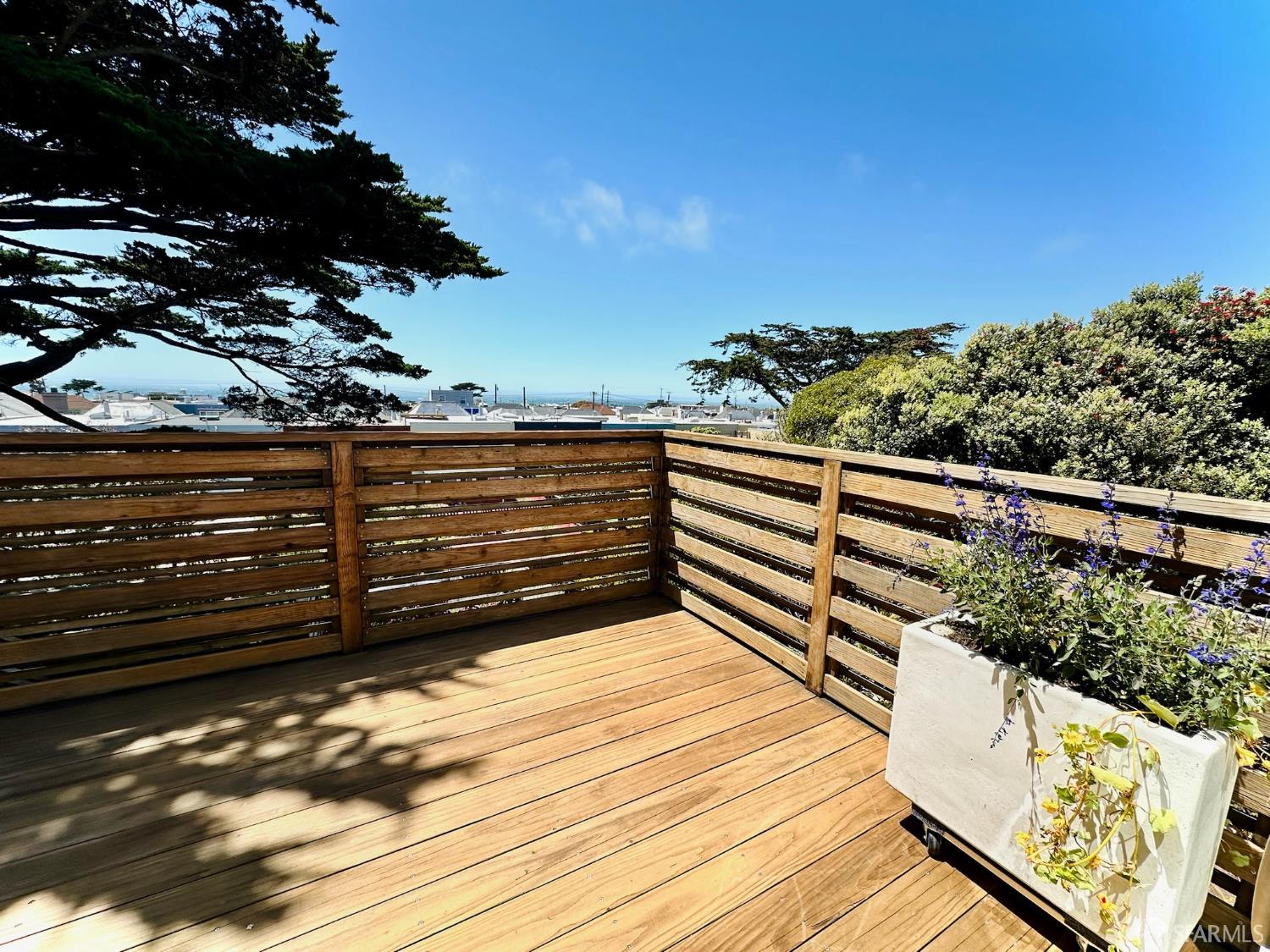 Detail Gallery Image 24 of 35 For 2543 44th Ave, San Francisco,  CA 94116 - 3 Beds | 2 Baths