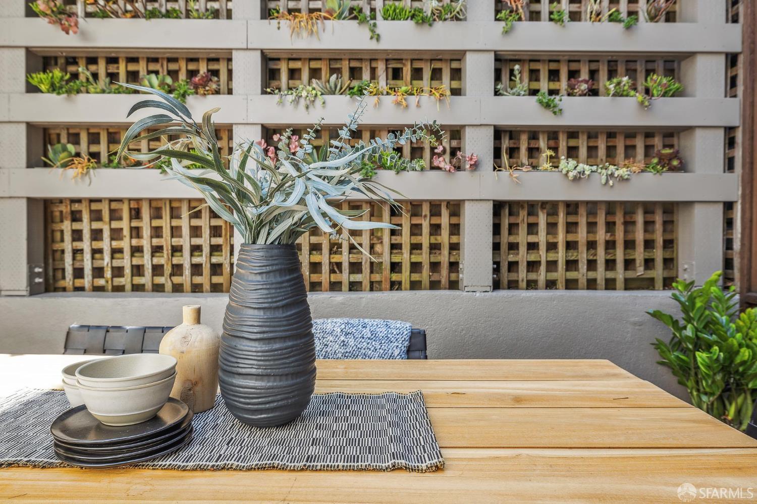 Detail Gallery Image 32 of 35 For 2111 Vallejo St, San Francisco,  CA 94123 - 3 Beds | 2/1 Baths