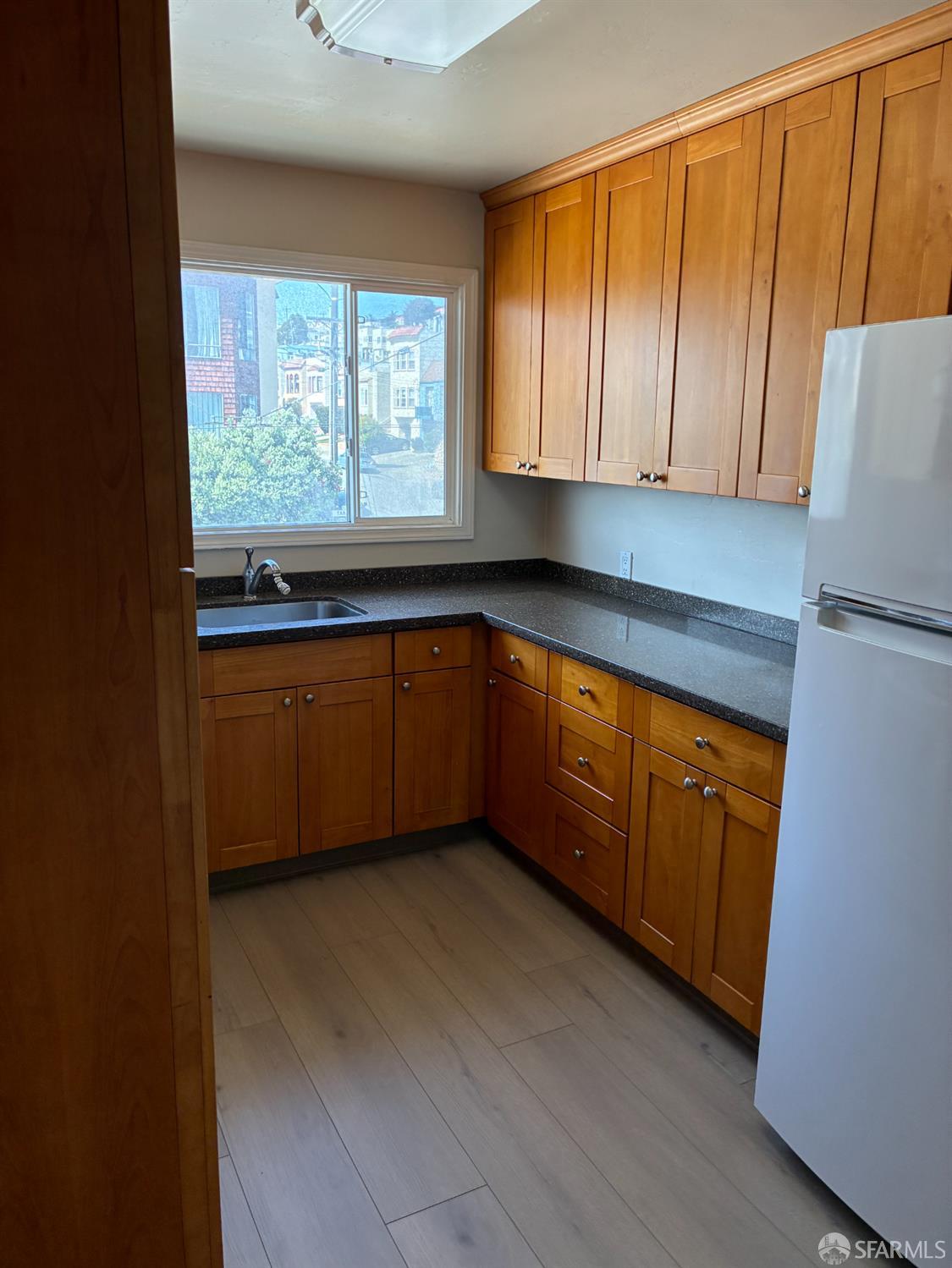 Detail Gallery Image 5 of 6 For 1601 Taraval St, San Francisco,  CA 94116 - – Beds | – Baths