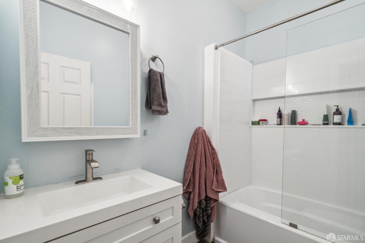 Detail Gallery Image 12 of 30 For 488 41st St, Oakland,  CA 94609 - – Beds | – Baths