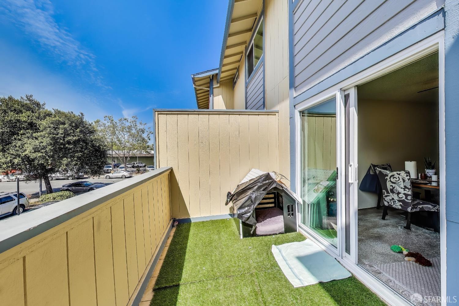 Detail Gallery Image 10 of 16 For 1050 Forselles Way, Hayward,  CA 94544 - – Beds | – Baths