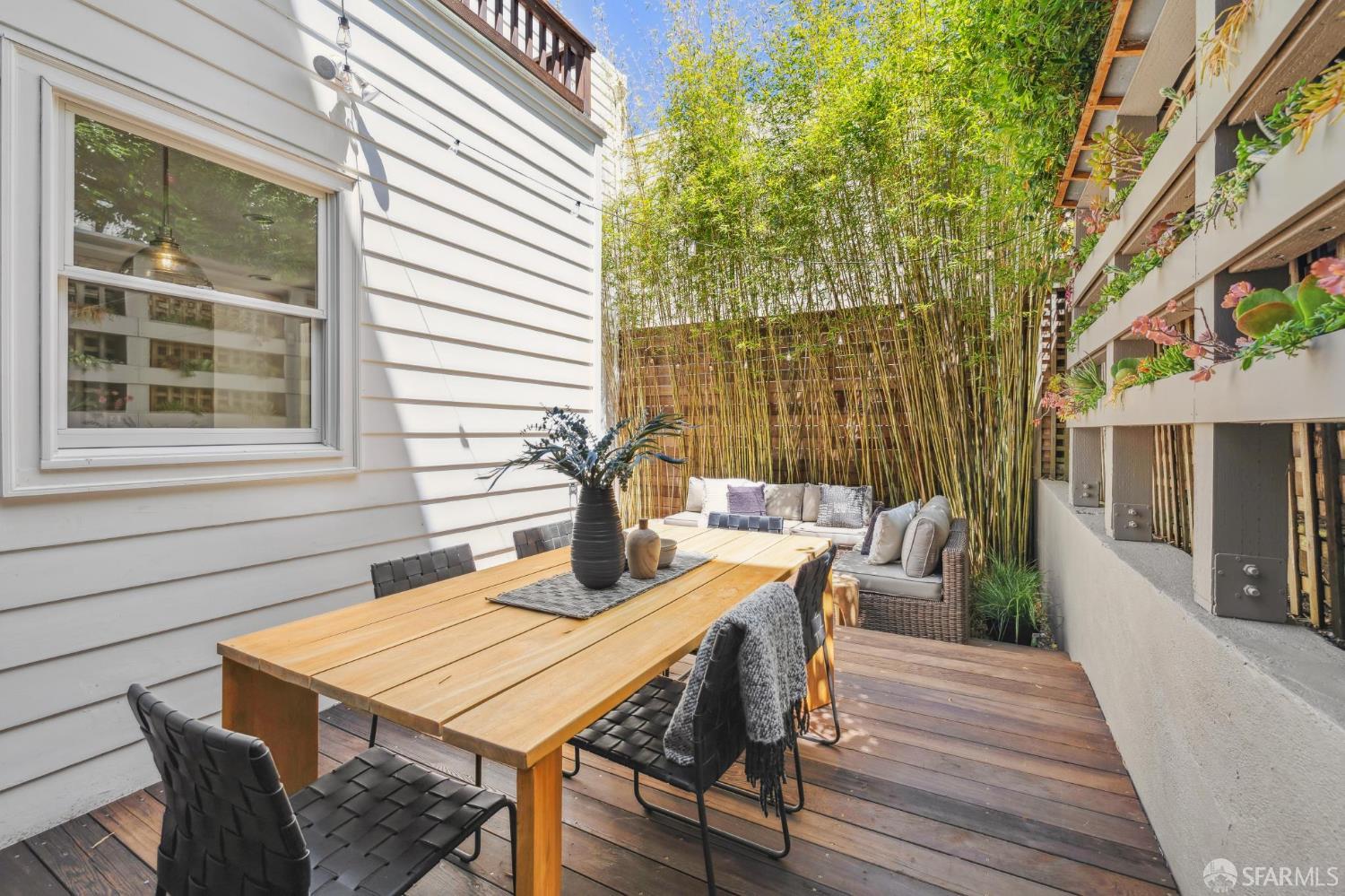 Detail Gallery Image 30 of 35 For 2111 Vallejo St, San Francisco,  CA 94123 - 3 Beds | 2/1 Baths