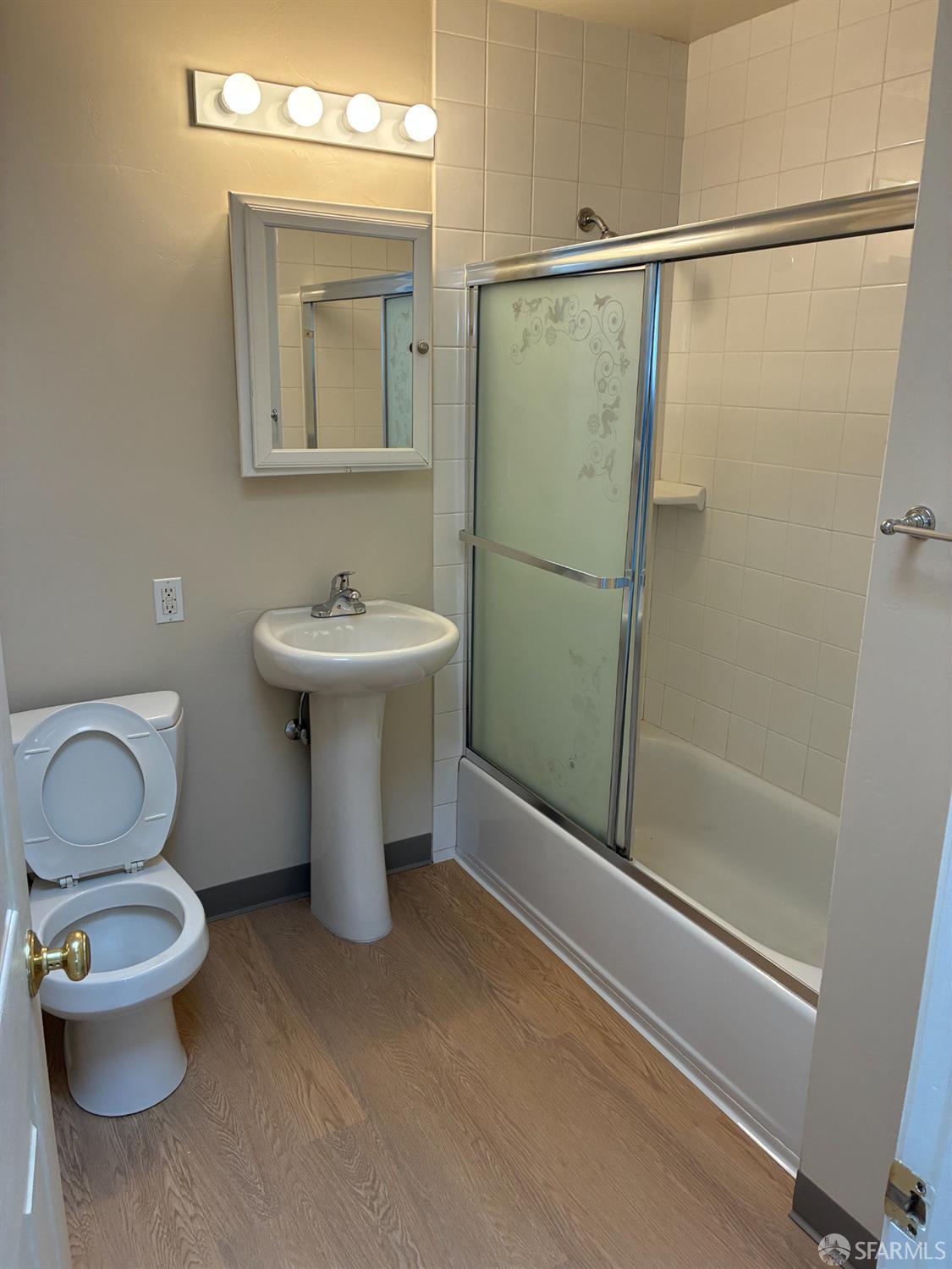 Detail Gallery Image 6 of 6 For 1601 Taraval St, San Francisco,  CA 94116 - – Beds | – Baths