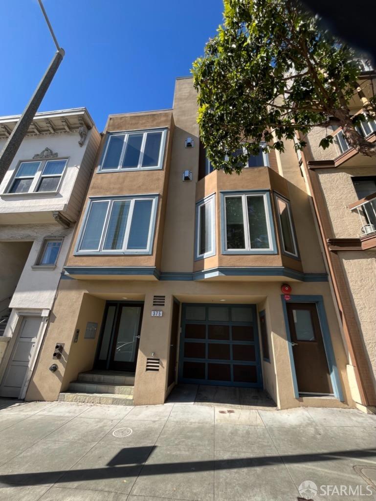 Detail Gallery Image 2 of 16 For 375 25th Ave #401,  San Francisco,  CA 94121 - 3 Beds | 2 Baths