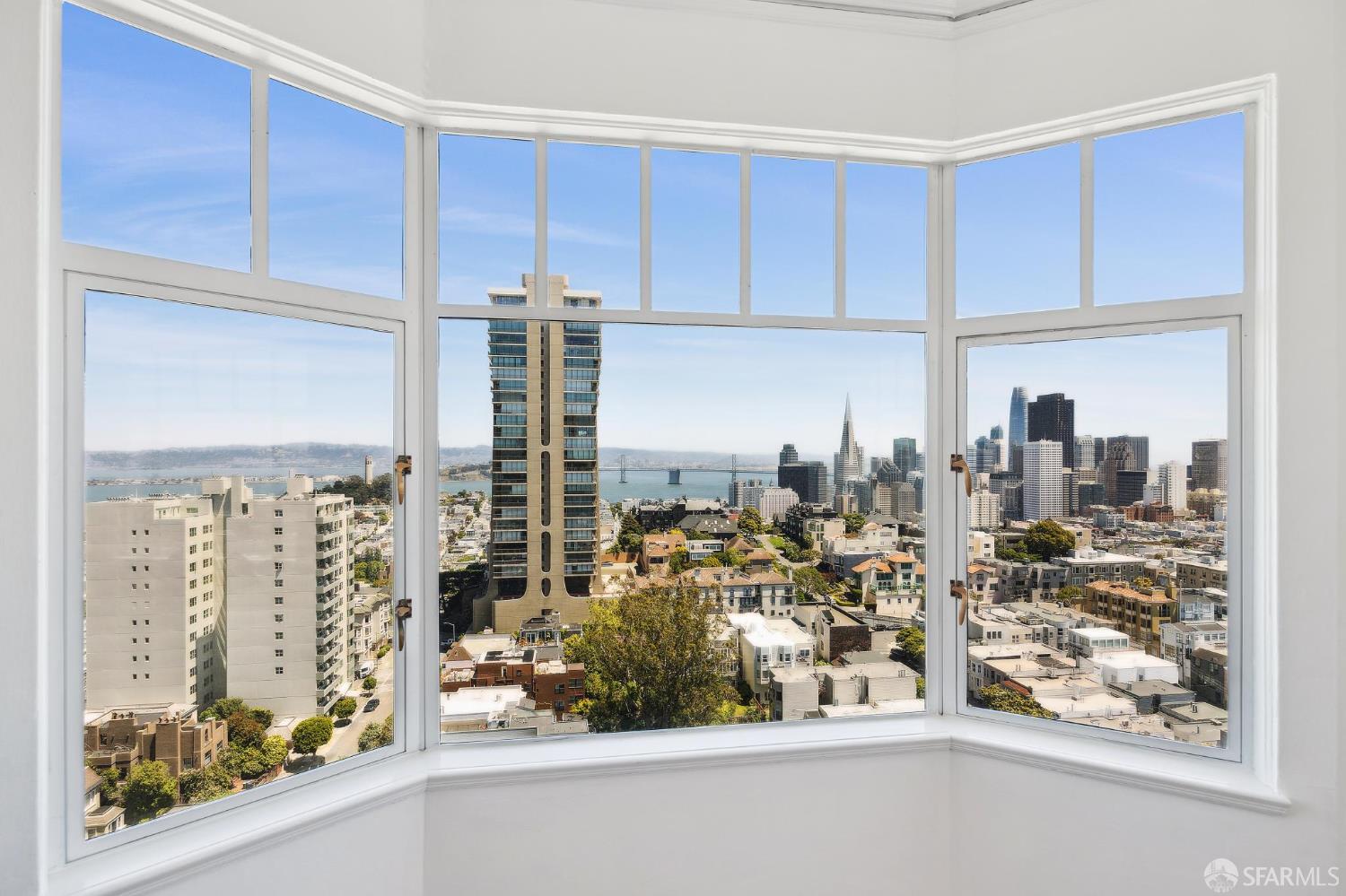 Detail Gallery Image 4 of 31 For 1101 Green St #1402,  San Francisco,  CA 94109 - 1 Beds | 1 Baths