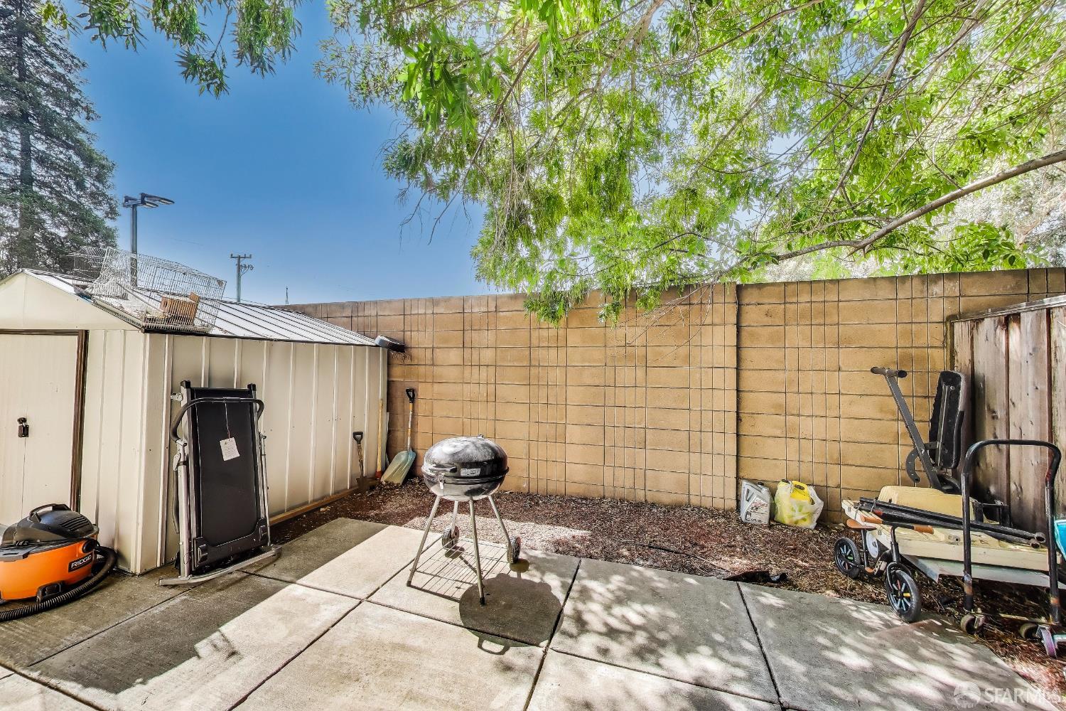 Detail Gallery Image 15 of 16 For 1050 Forselles Way, Hayward,  CA 94544 - – Beds | – Baths