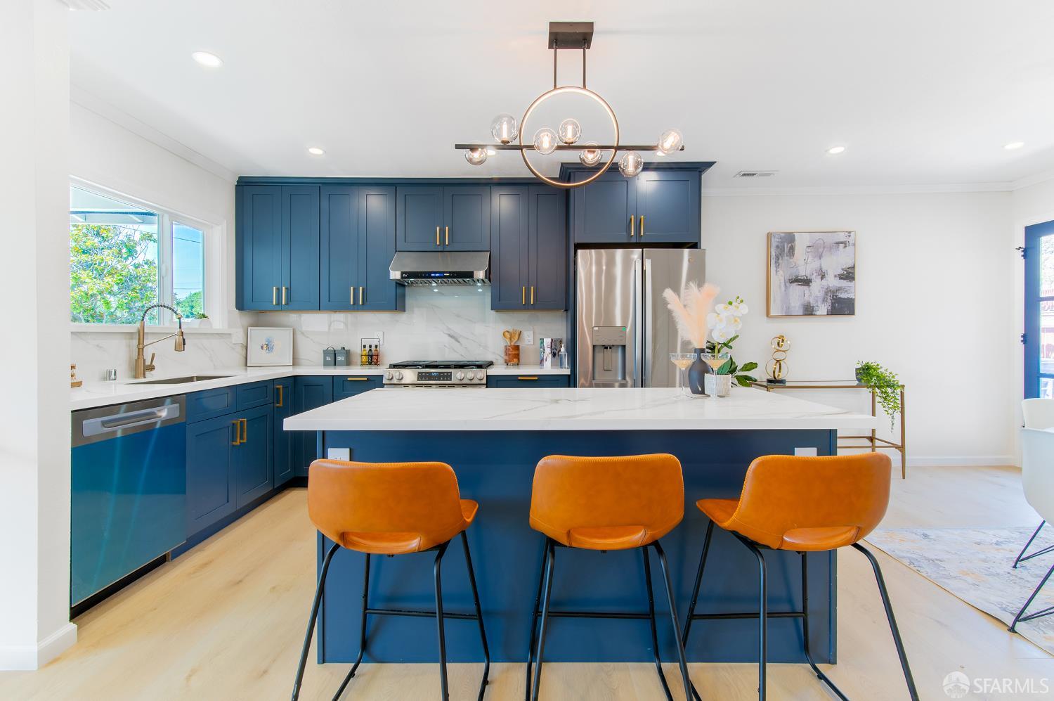 Detail Gallery Image 8 of 32 For 509 Kim Pl, Hayward,  CA 94544 - 3 Beds | 2 Baths