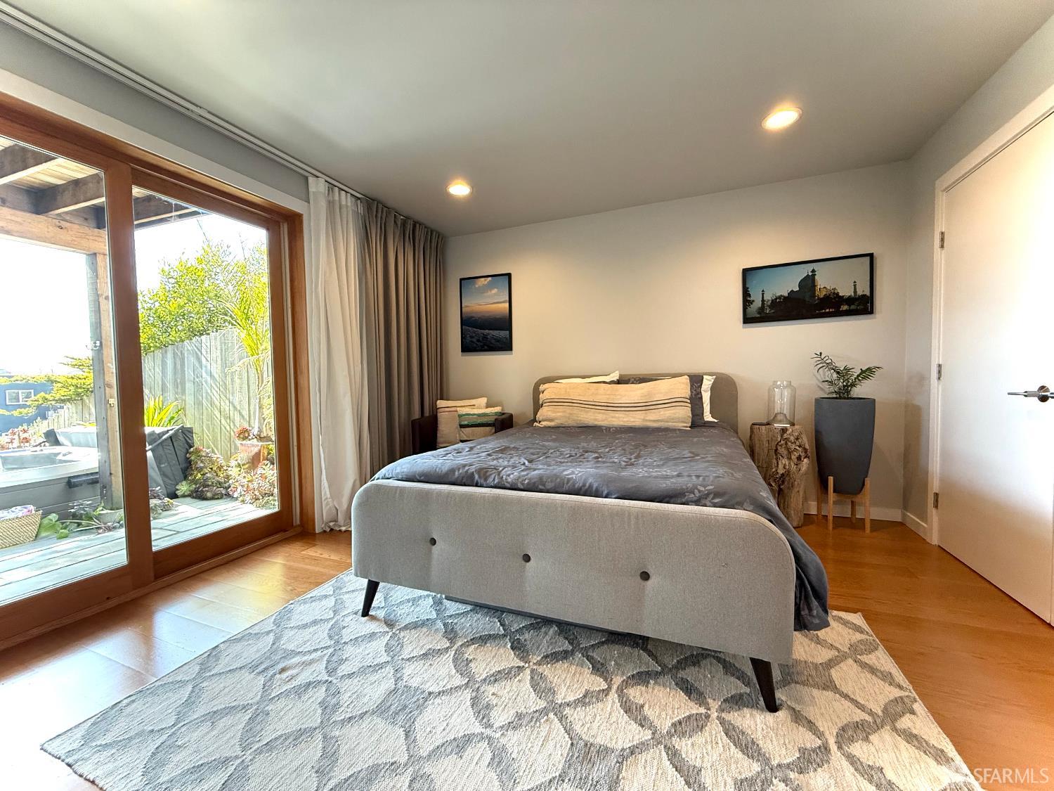 Detail Gallery Image 15 of 35 For 2543 44th Ave, San Francisco,  CA 94116 - 3 Beds | 2 Baths