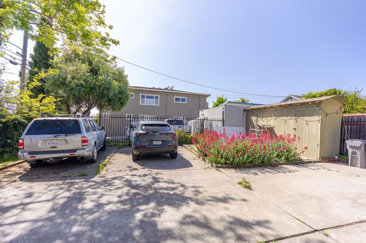 Detail Gallery Image 25 of 36 For 906 40th St a,  Emeryville,  CA 94608 - 2 Beds | 1 Baths