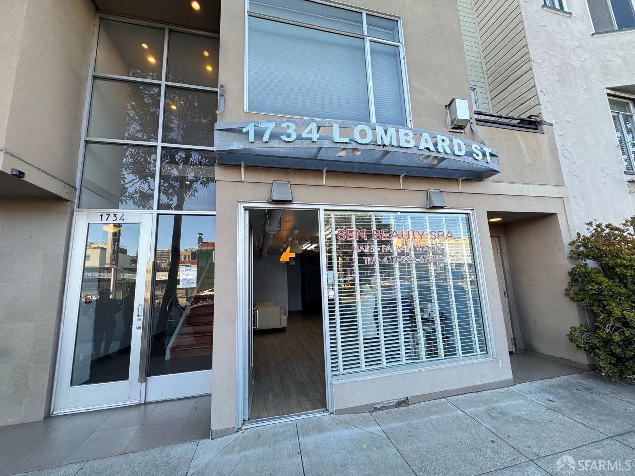 Detail Gallery Image 2 of 10 For 1734 Lombard St a,  San Francisco,  CA 94123 - – Beds | – Baths