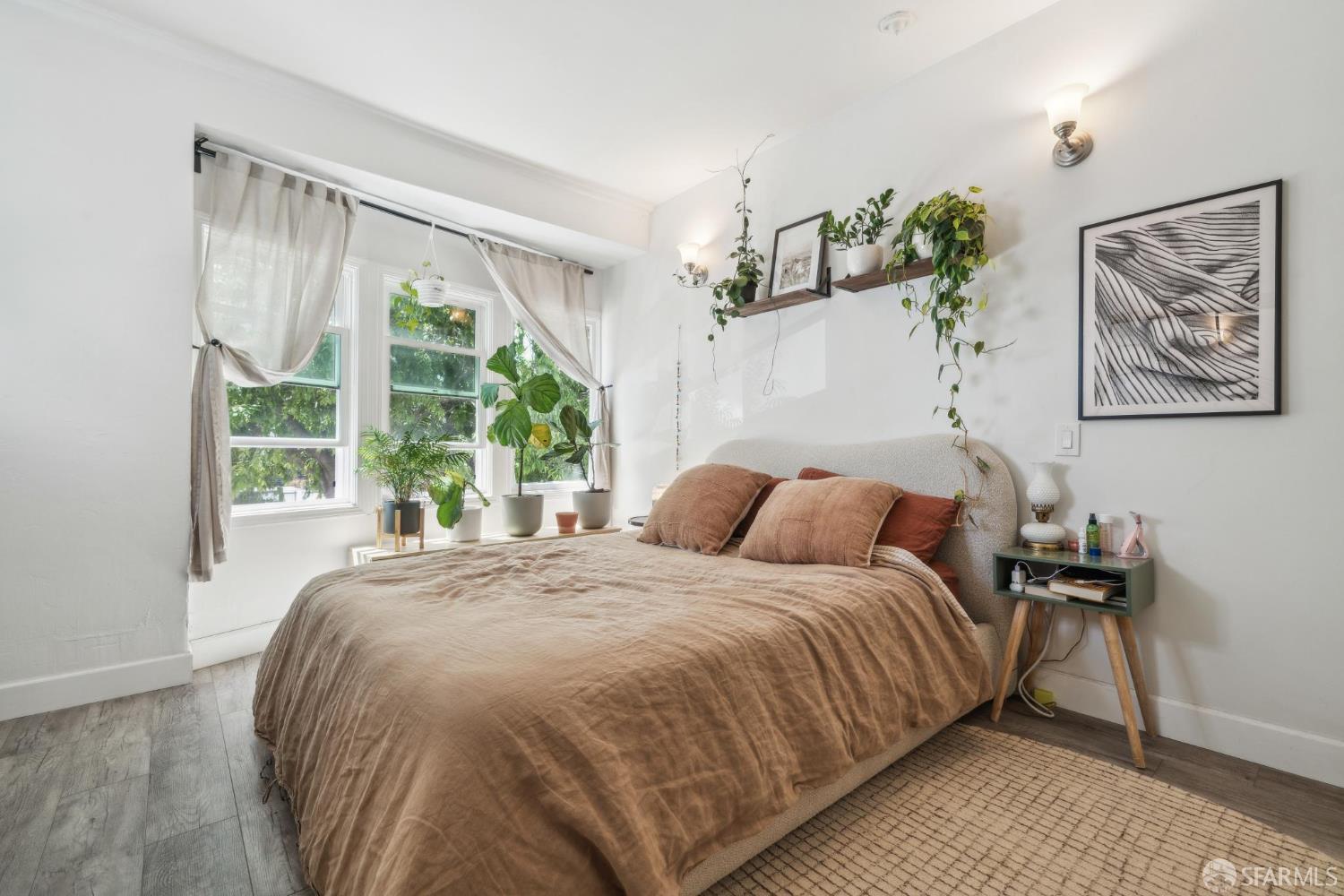 Detail Gallery Image 11 of 30 For 488 41st St, Oakland,  CA 94609 - – Beds | – Baths