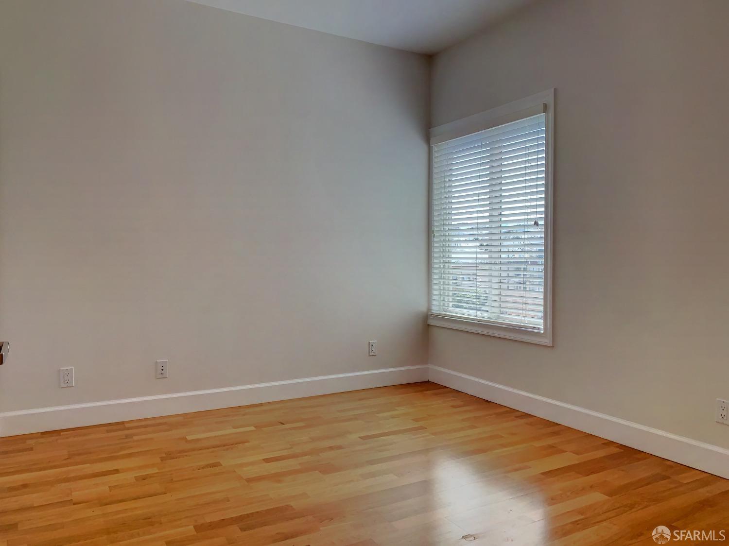Detail Gallery Image 14 of 16 For 375 25th Ave #401,  San Francisco,  CA 94121 - 3 Beds | 2 Baths