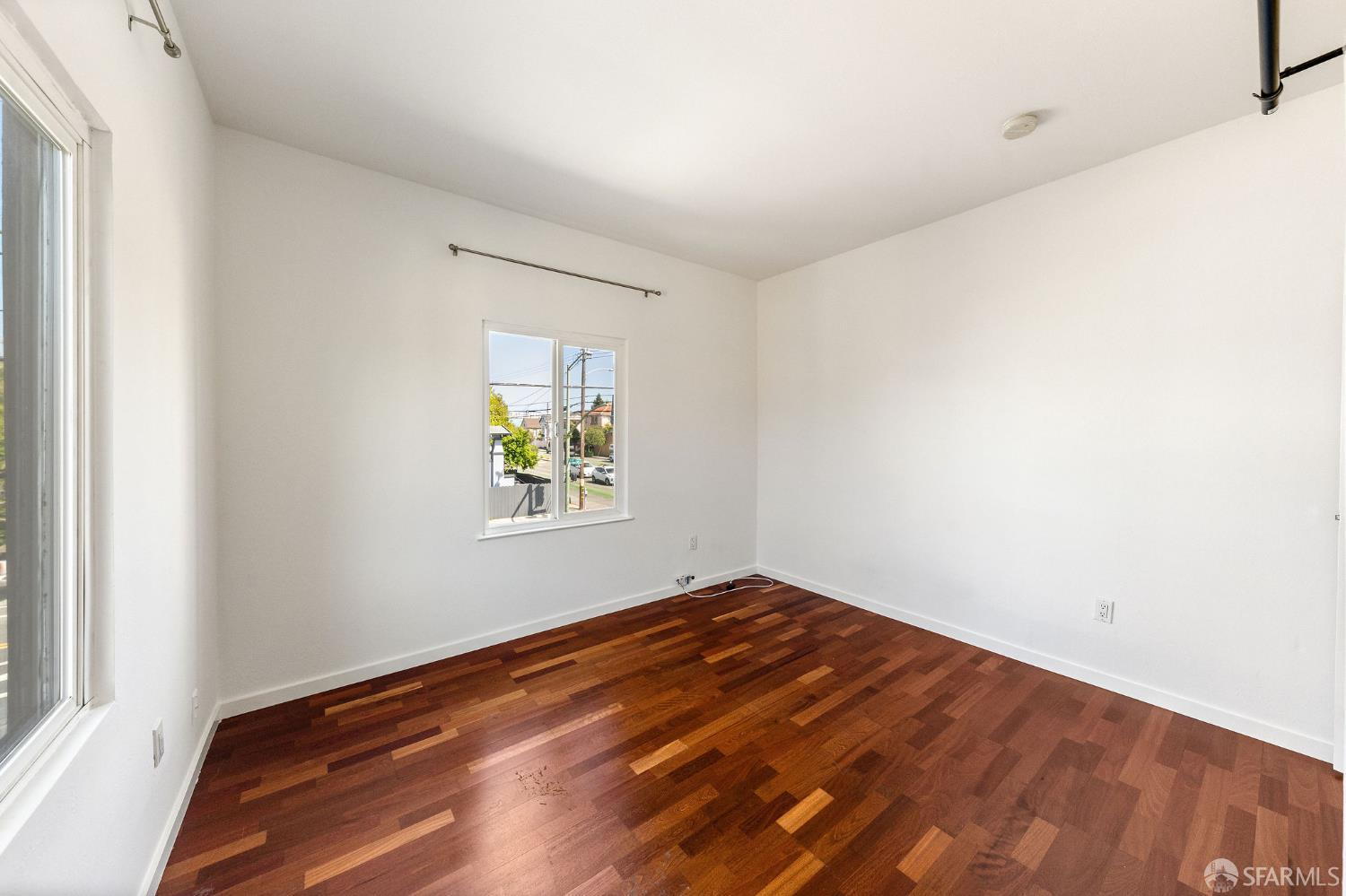 Detail Gallery Image 18 of 36 For 906 40th St a,  Emeryville,  CA 94608 - 2 Beds | 1 Baths