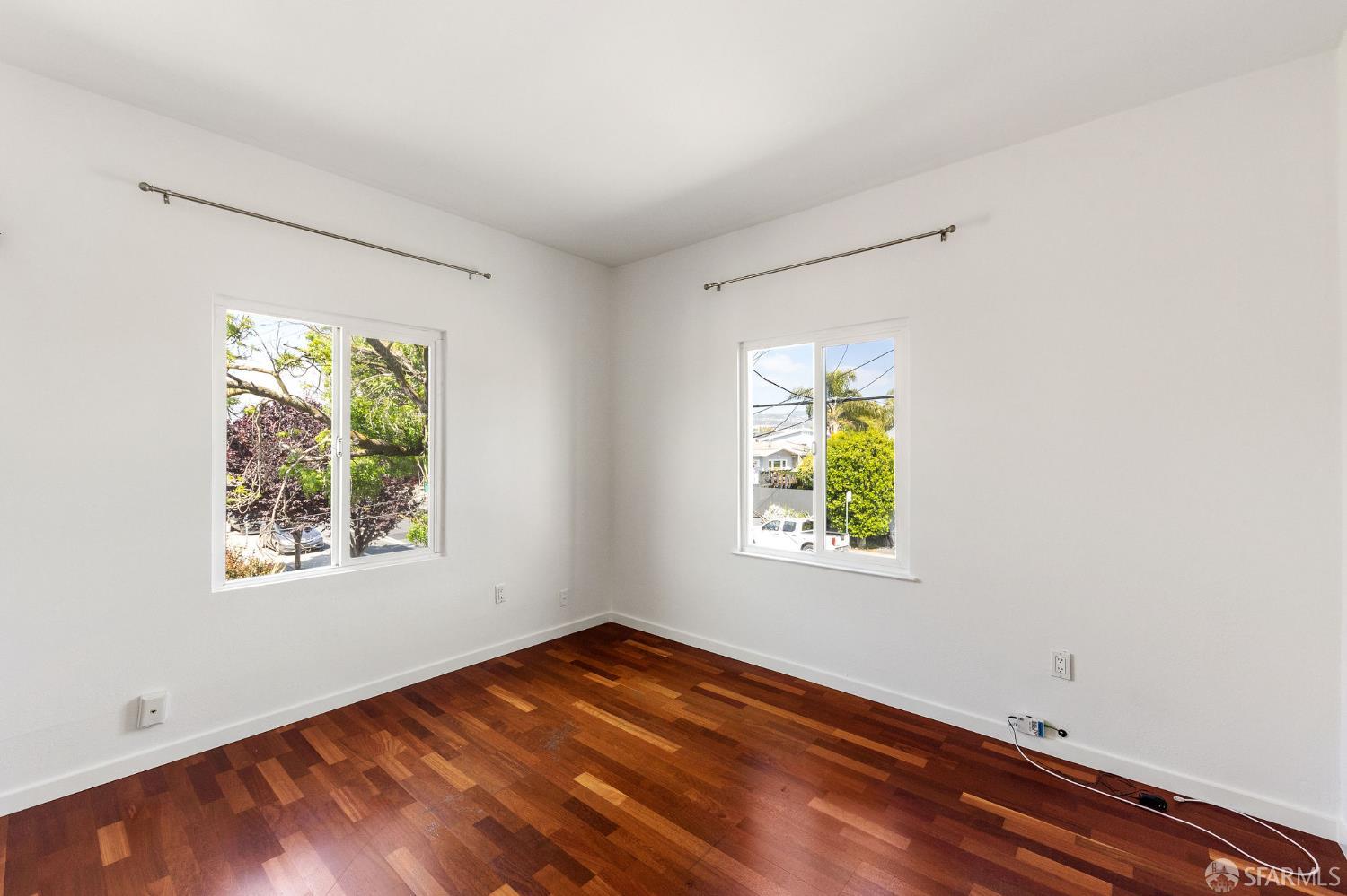 Detail Gallery Image 16 of 36 For 906 40th St a,  Emeryville,  CA 94608 - 2 Beds | 1 Baths