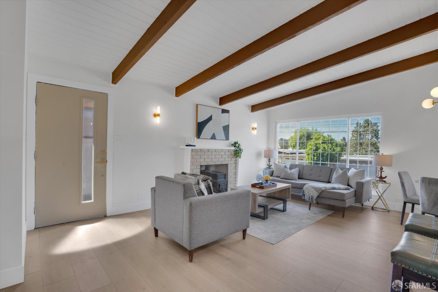 Detail Gallery Image 11 of 42 For 4330 Jana Vista Rd, El Sobrante,  CA 94803 - 3 Beds | 2 Baths
