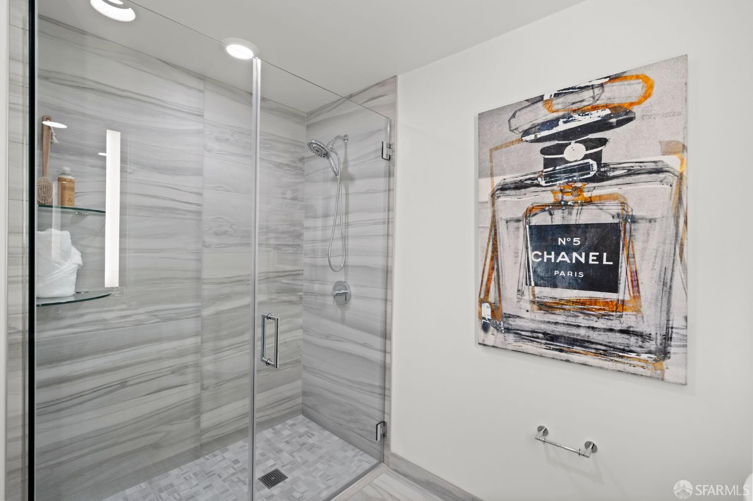 Detail Gallery Image 29 of 58 For 201 Folsom St 25f,  San Francisco,  CA 94105 - 2 Beds | 2 Baths