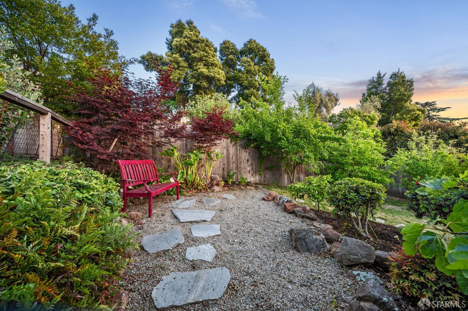 Detail Gallery Image 51 of 53 For 4551 Fairbairn Ave, Oakland,  CA 94619 - 4 Beds | 3 Baths