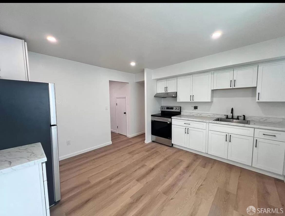 Detail Gallery Image 5 of 25 For 942 41st St, Oakland,  CA 94608 - – Beds | – Baths