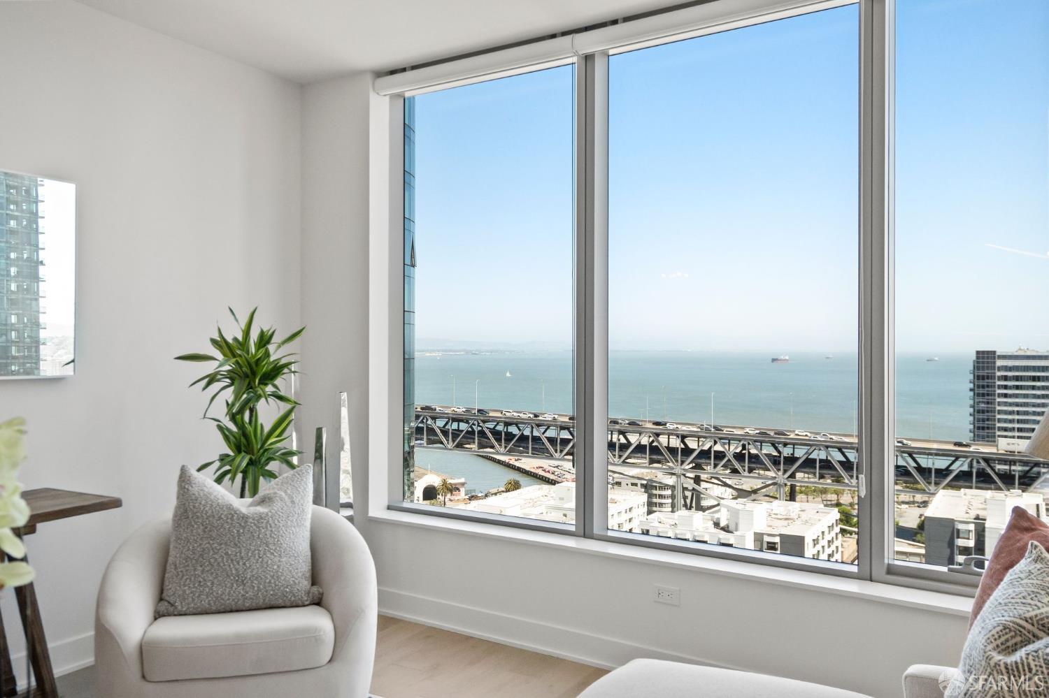 Detail Gallery Image 8 of 58 For 201 Folsom St 25f,  San Francisco,  CA 94105 - 2 Beds | 2 Baths