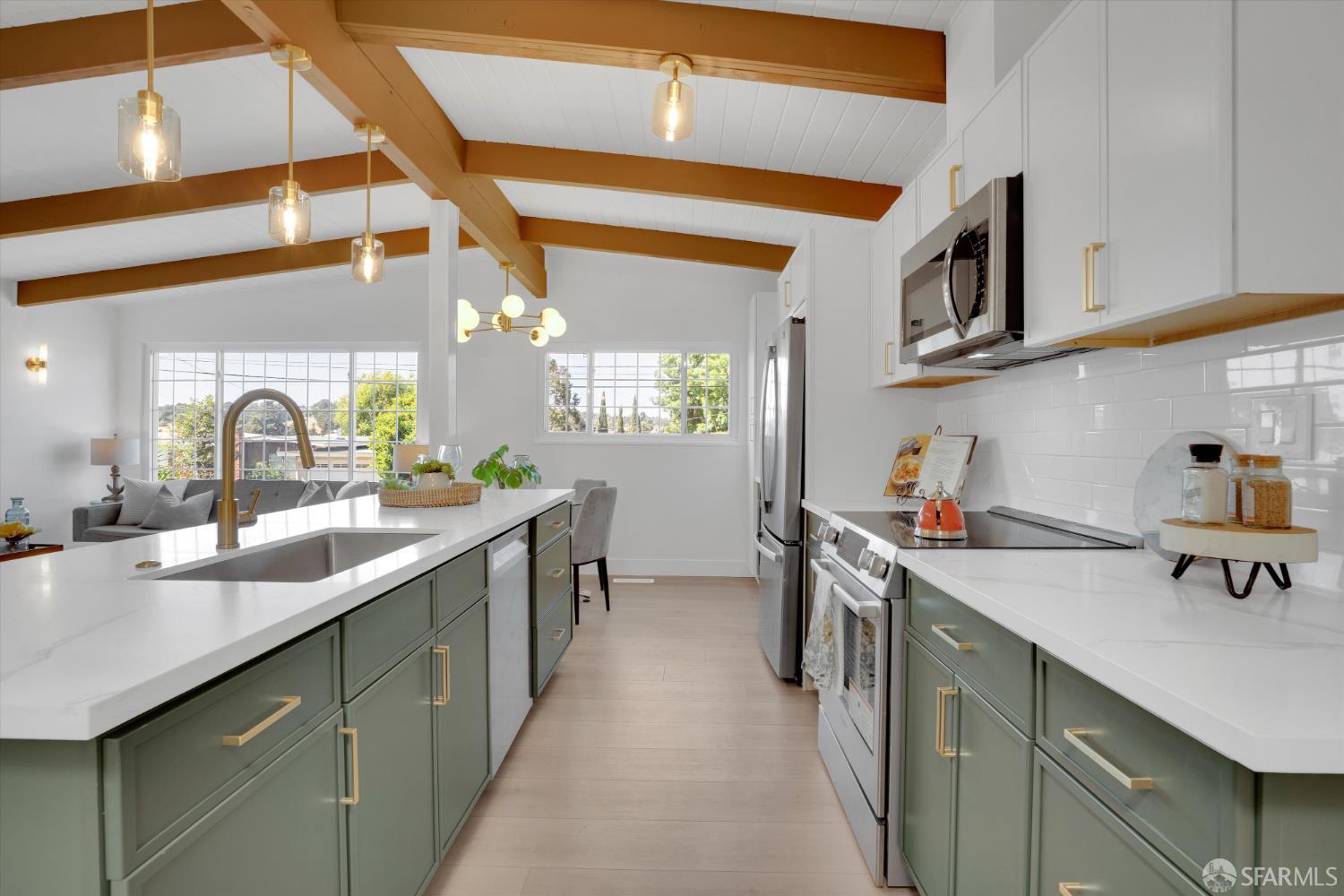 Detail Gallery Image 16 of 42 For 4330 Jana Vista Rd, El Sobrante,  CA 94803 - 3 Beds | 2 Baths
