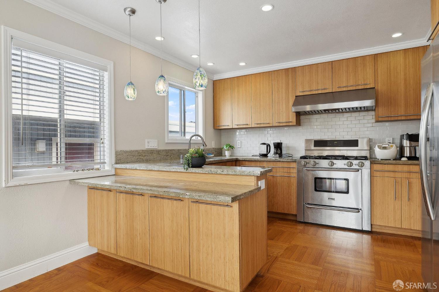 Detail Gallery Image 13 of 46 For 67 Castillejo Dr, Daly City,  CA 94015 - 4 Beds | 3 Baths