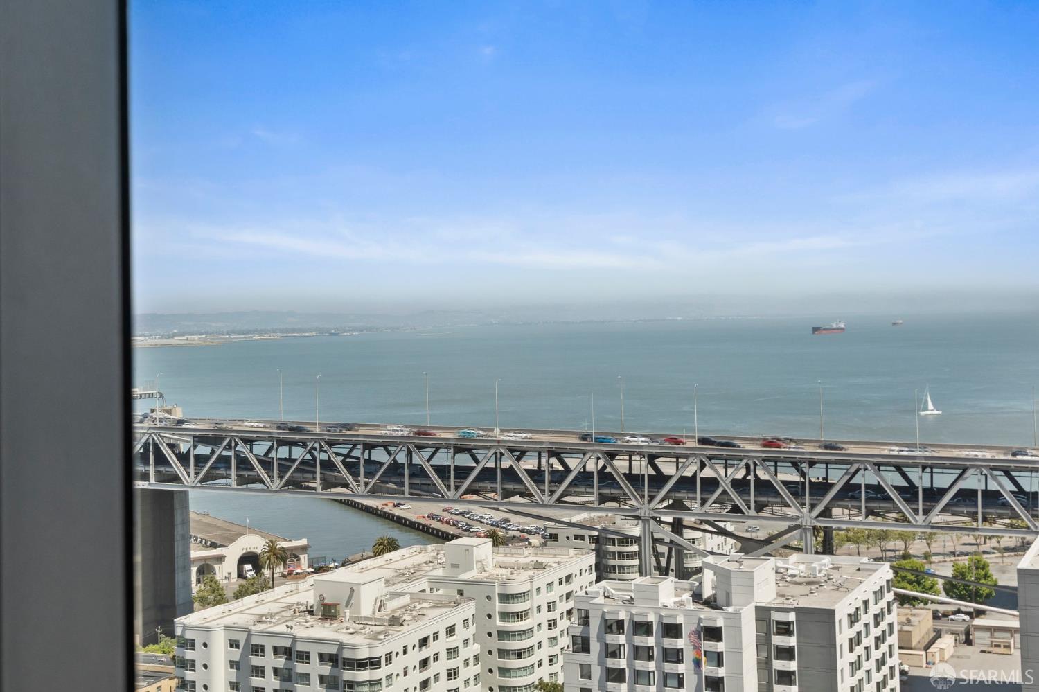 Detail Gallery Image 20 of 58 For 201 Folsom St 25f,  San Francisco,  CA 94105 - 2 Beds | 2 Baths