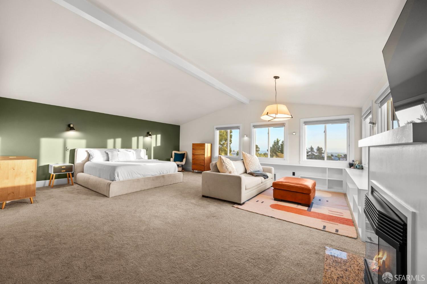 Detail Gallery Image 3 of 53 For 4551 Fairbairn Ave, Oakland,  CA 94619 - 4 Beds | 3 Baths