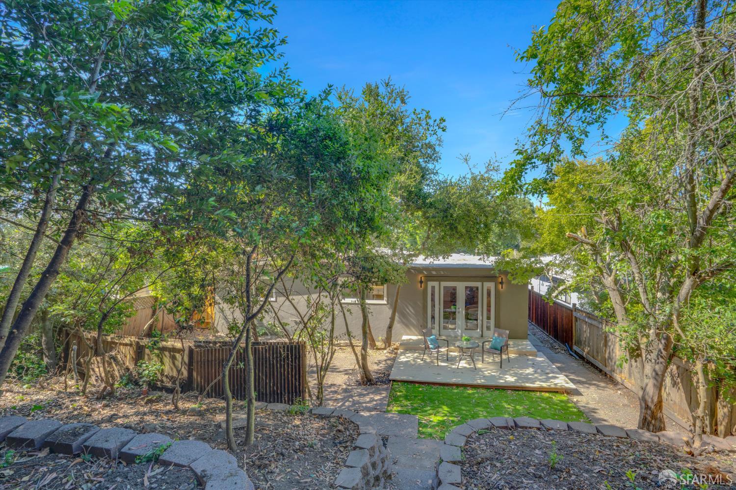 Detail Gallery Image 37 of 42 For 4330 Jana Vista Rd, El Sobrante,  CA 94803 - 3 Beds | 2 Baths