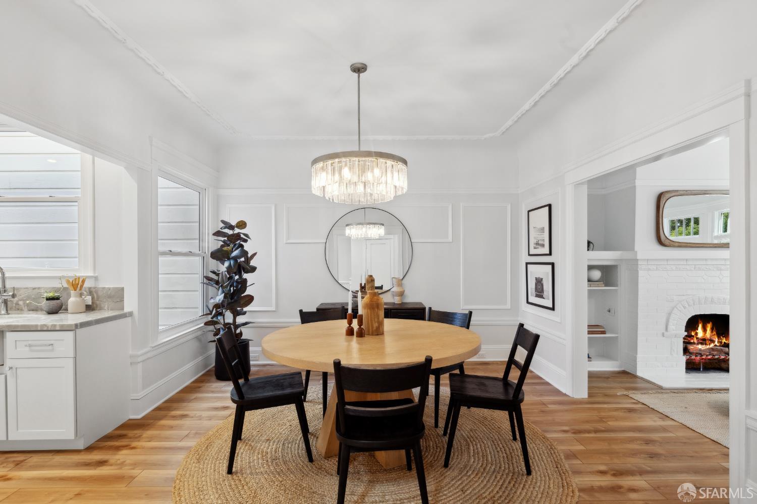 Detail Gallery Image 1 of 44 For 1980 Fell St, San Francisco,  CA 94117 - 2 Beds | 2 Baths