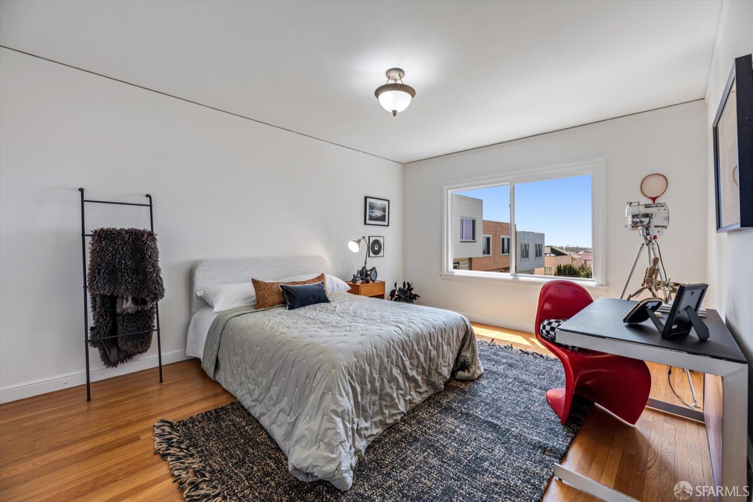 Detail Gallery Image 13 of 45 For 415 Ralston St, San Francisco,  CA 94132 - 3 Beds | 2 Baths