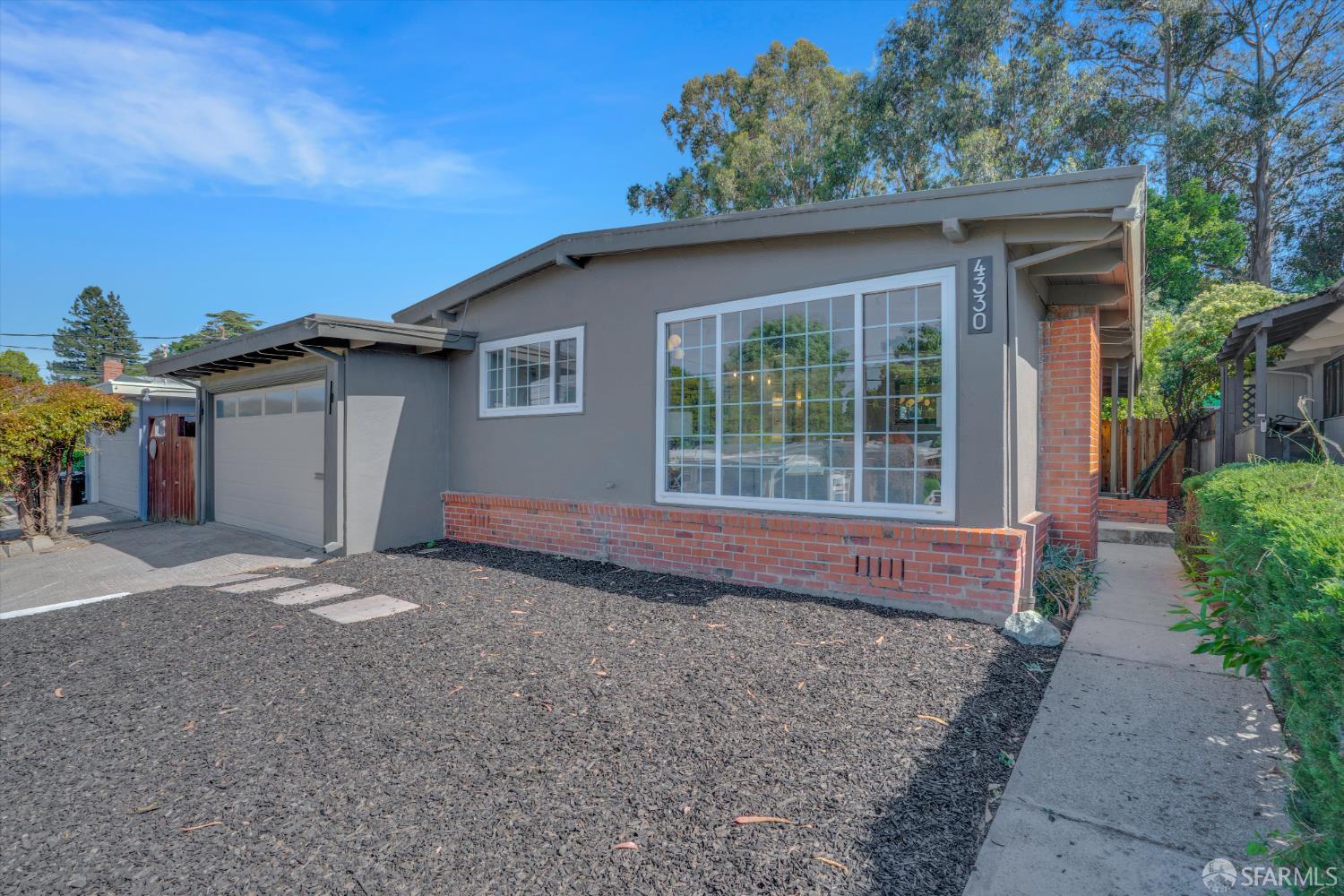 Detail Gallery Image 8 of 42 For 4330 Jana Vista Rd, El Sobrante,  CA 94803 - 3 Beds | 2 Baths