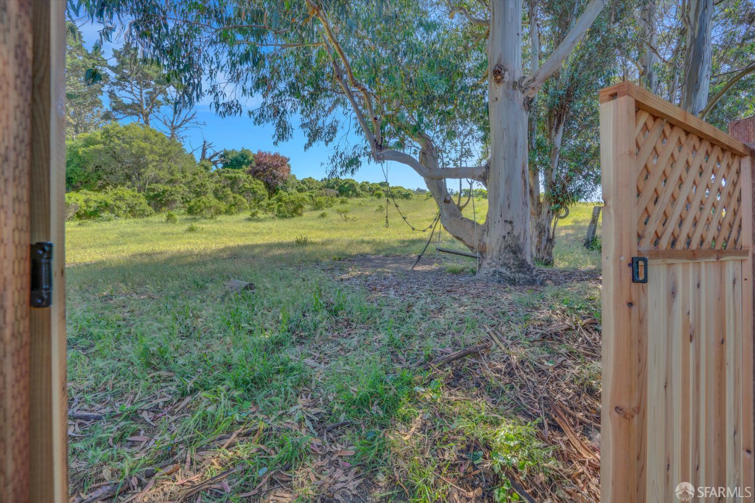 Detail Gallery Image 38 of 42 For 4330 Jana Vista Rd, El Sobrante,  CA 94803 - 3 Beds | 2 Baths