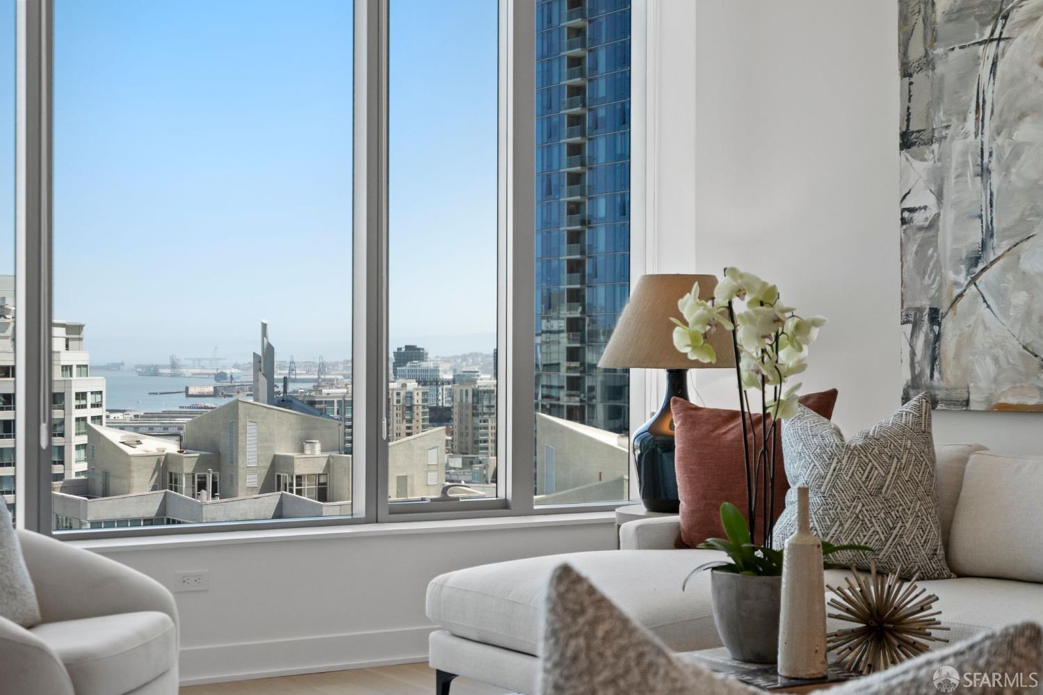 Detail Gallery Image 7 of 58 For 201 Folsom St 25f,  San Francisco,  CA 94105 - 2 Beds | 2 Baths