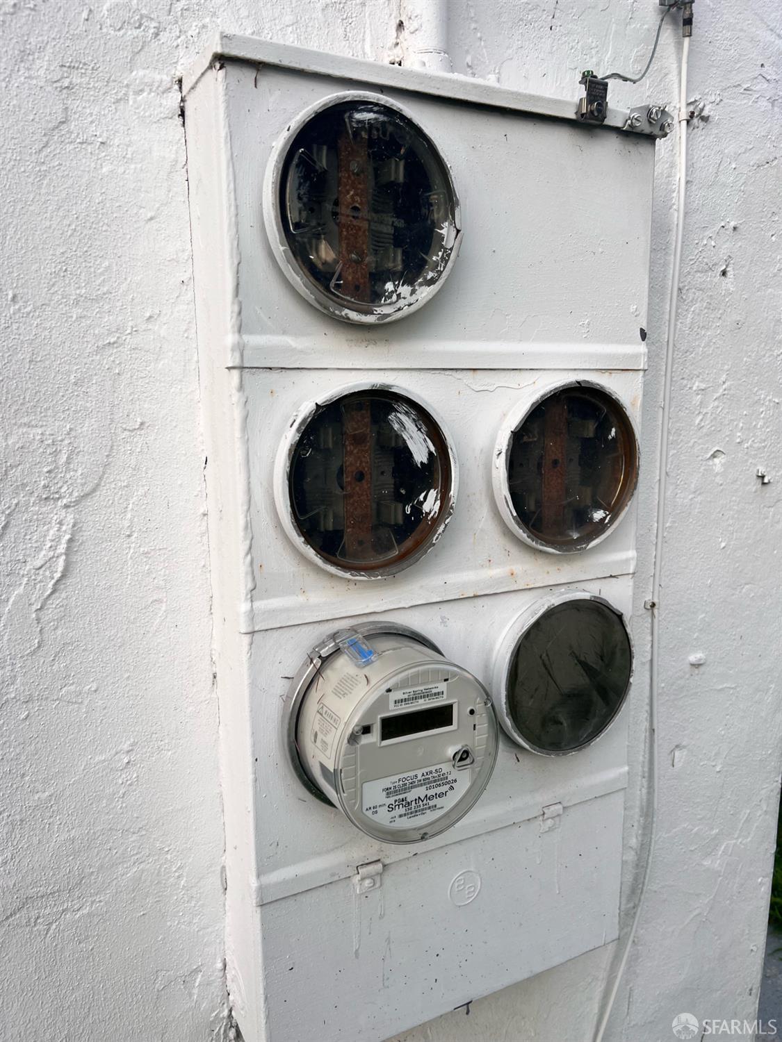 Detail Gallery Image 23 of 25 For 942 41st St, Oakland,  CA 94608 - – Beds | – Baths