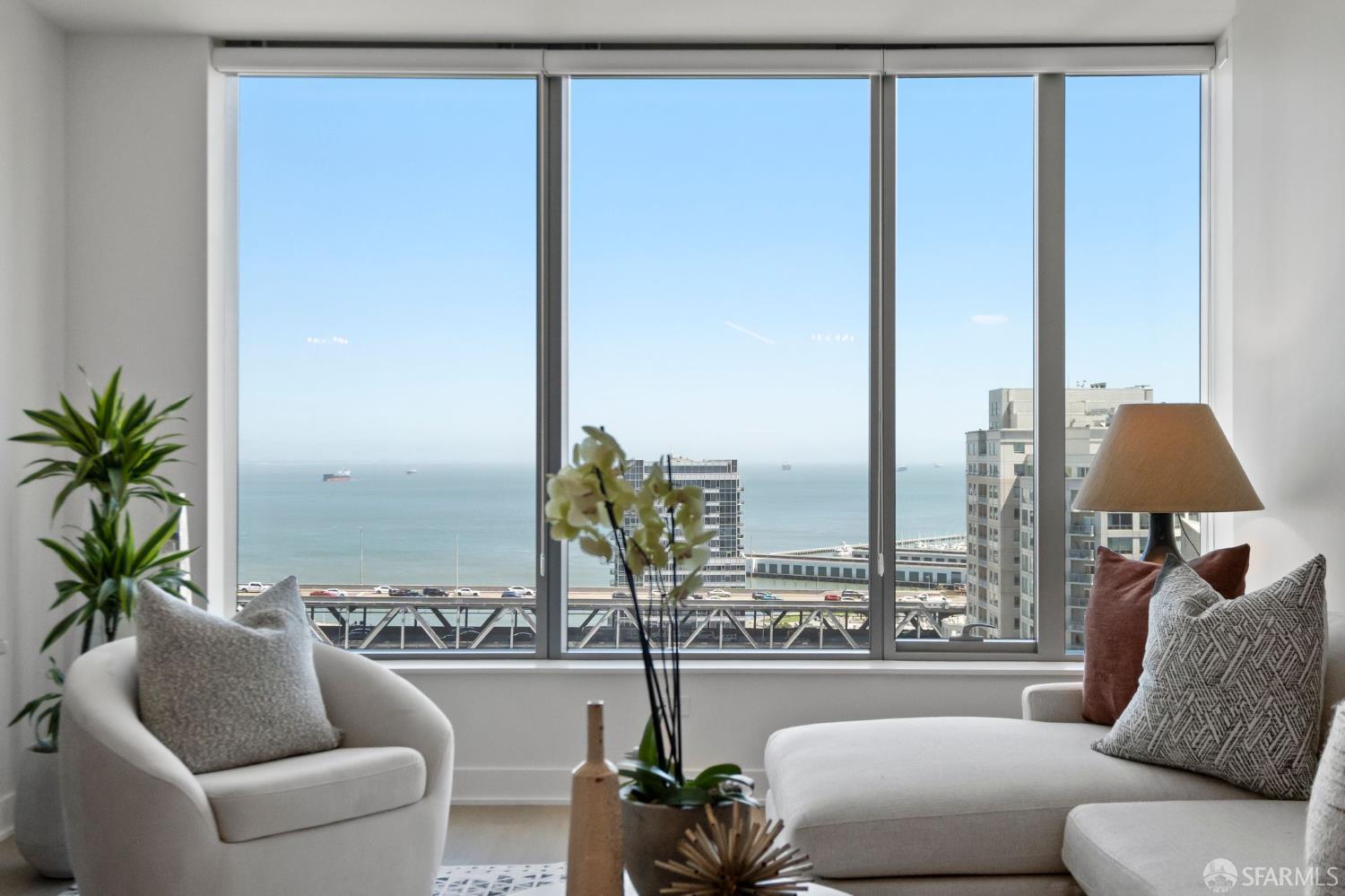 Detail Gallery Image 9 of 58 For 201 Folsom St 25f,  San Francisco,  CA 94105 - 2 Beds | 2 Baths