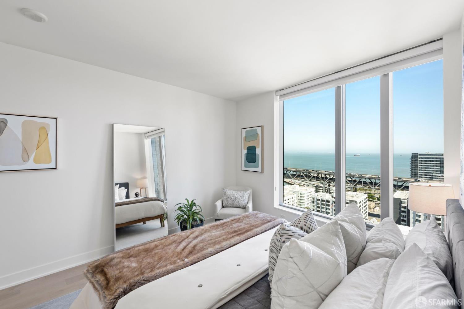 Detail Gallery Image 18 of 58 For 201 Folsom St 25f,  San Francisco,  CA 94105 - 2 Beds | 2 Baths