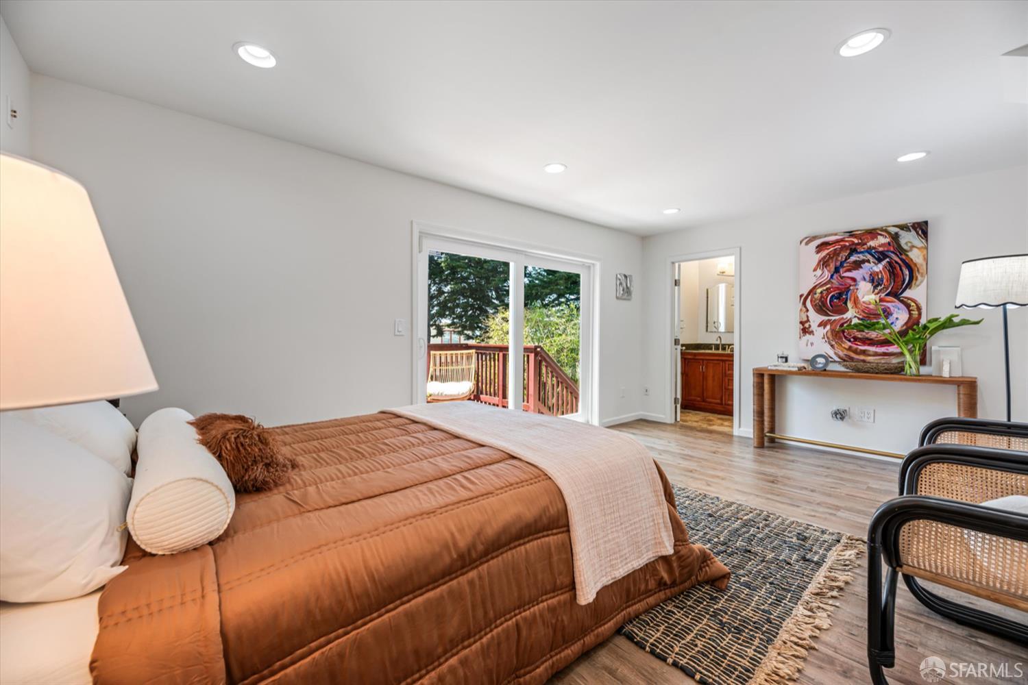 Detail Gallery Image 7 of 45 For 415 Ralston St, San Francisco,  CA 94132 - 3 Beds | 2 Baths