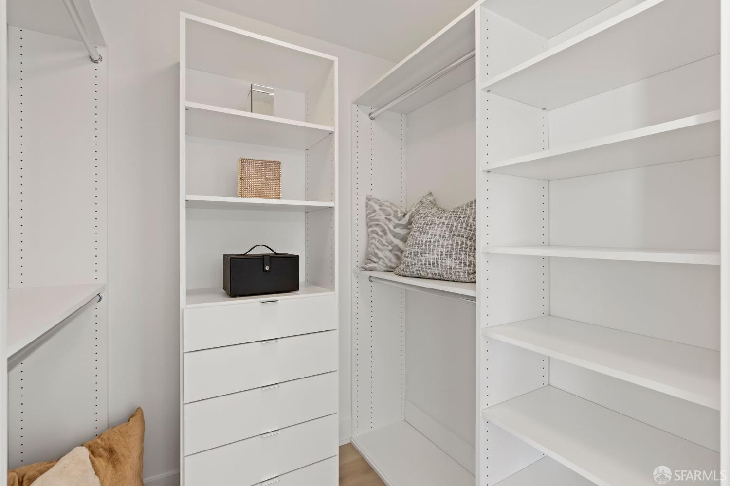 Detail Gallery Image 28 of 58 For 201 Folsom St 25f,  San Francisco,  CA 94105 - 2 Beds | 2 Baths
