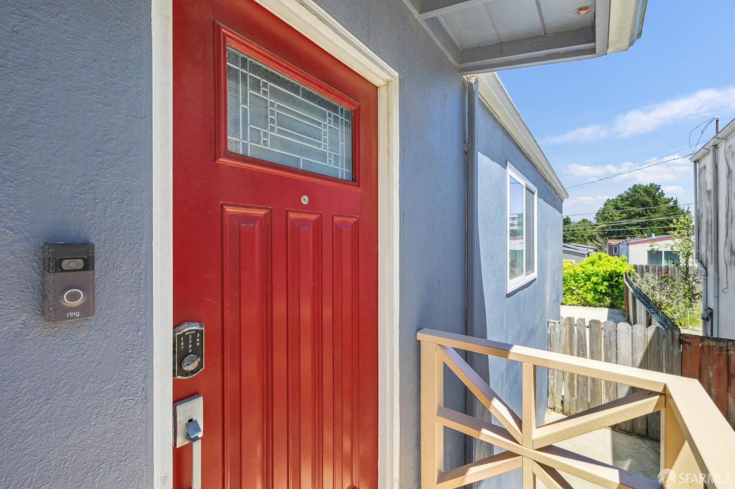 Detail Gallery Image 3 of 46 For 67 Castillejo Dr, Daly City,  CA 94015 - 4 Beds | 3 Baths