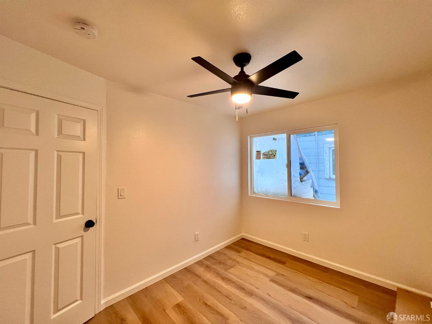 Detail Gallery Image 12 of 25 For 942 41st St, Oakland,  CA 94608 - – Beds | – Baths