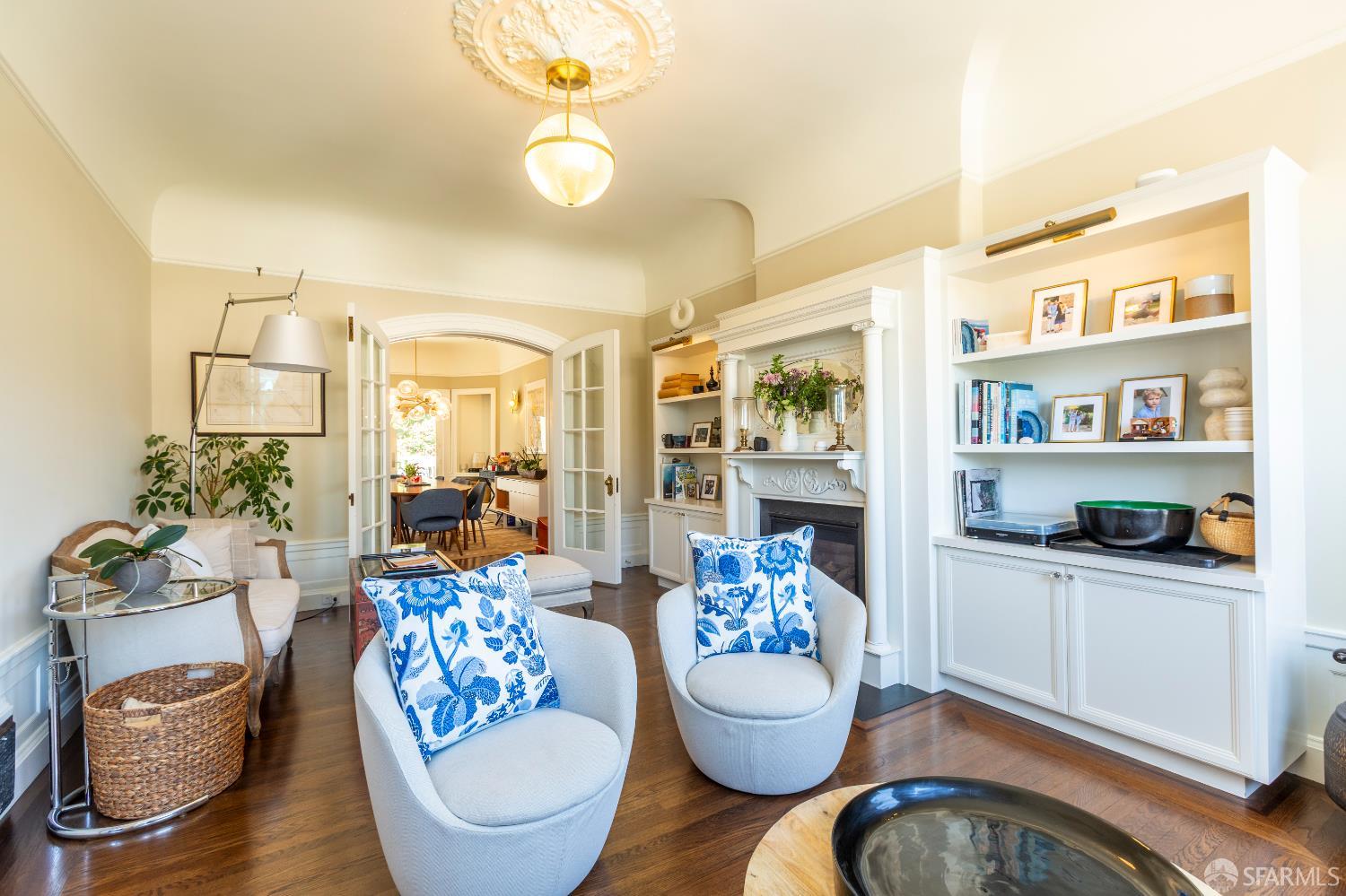 Detail Gallery Image 5 of 37 For 1315 Waller St, San Francisco,  CA 94117 - 5 Beds | 4/2 Baths