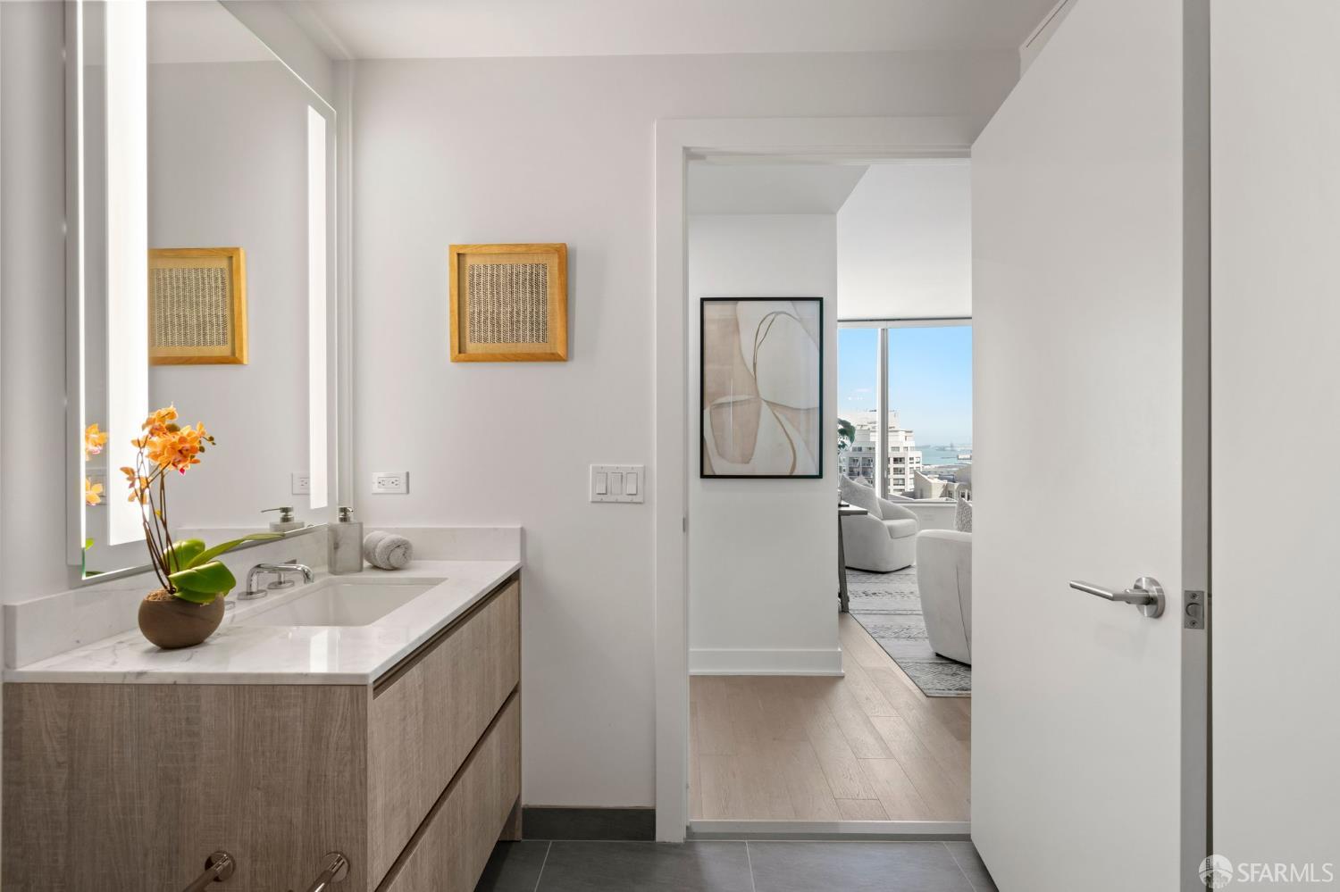 Detail Gallery Image 30 of 58 For 201 Folsom St 25f,  San Francisco,  CA 94105 - 2 Beds | 2 Baths