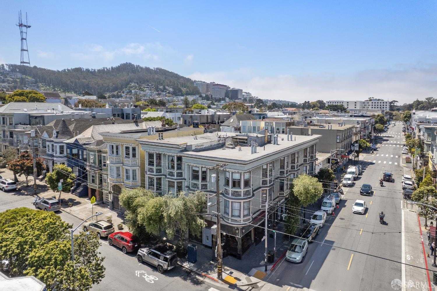 Detail Gallery Image 4 of 24 For 1601 Haight St, San Francisco,  CA 94117 - – Beds | – Baths