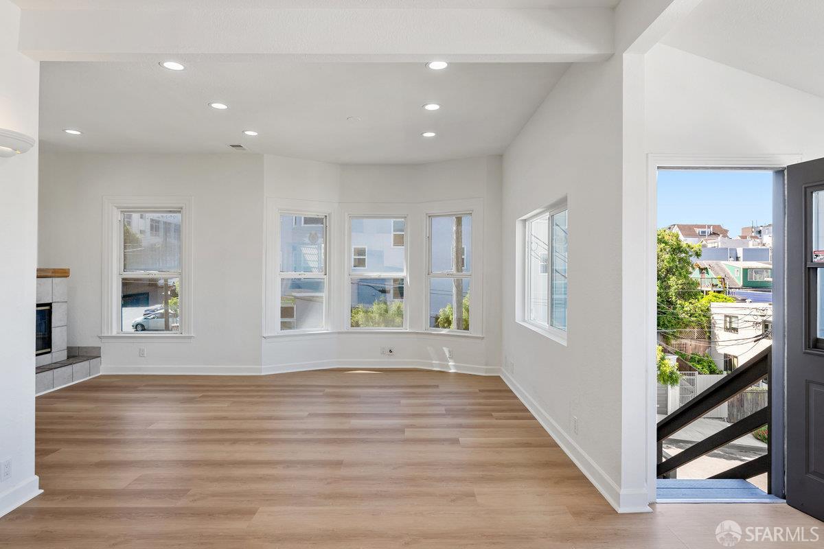 Detail Gallery Image 7 of 30 For 594 Vermont St, San Francisco,  CA 94107 - 3 Beds | 2/1 Baths