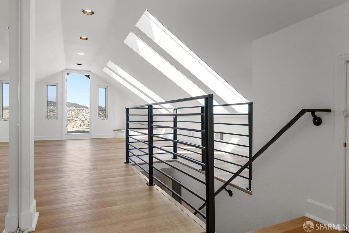 Detail Gallery Image 26 of 30 For 594 Vermont St, San Francisco,  CA 94107 - 3 Beds | 2/1 Baths